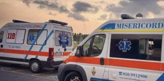 Musicista morto a Marina di Pisa prima del colloquio di lavoro Ambulanza