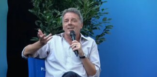 Renzi in Versiliana: “Il problema non sono le primarie. Ma Meloni che vuole andare al Quirinale con Vannacci premier e Salvini al Viminale” https://www.facebook.com/reel/1485256986705026?locale=it_IT