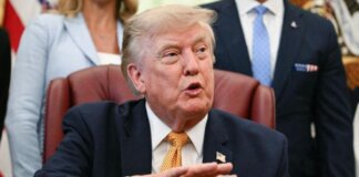 Trump all’Iran: “Ultima chance per un accordo”. E rilancia la riapertura di Hormuz entro oggi
