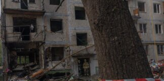 Ucraina, missili balistici russi su Kiev: 9 morti