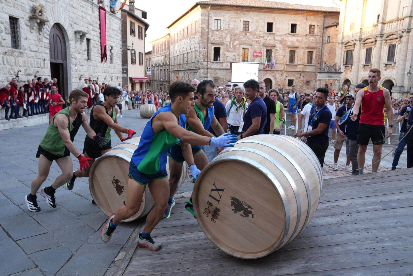 alla contrada di cagnano l8217edizione 2026 del brav236o delle botti di montepulciano da Corrieretoscano.it alla contrada di cagnano l8217edizione 2026 del brav236o delle botti di montepulciano