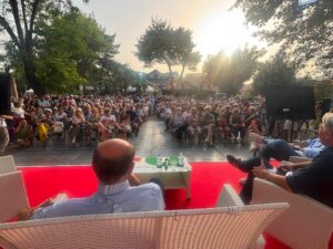 Bersani apre la Festa regionale de l'Unità a Grosseto: "Il campo largo è la strada. Dobbiamo allargarlo anche di più"