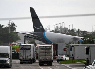 Aereo cargo Amazon fuori pista a Miami, 5 morti e 5 feriti: aperta un’indagine
