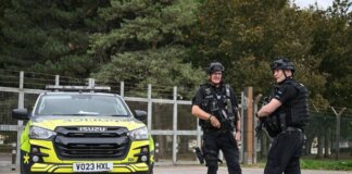 Allarme terrorismo a base RAF Fairford, situazione sotto controllo: cinque arresti e indagini sul possibile ruolo dell’Iran