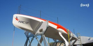 America’s Cup, svelato a Nisida l’AC 40 statunitense
