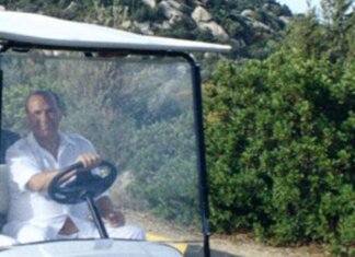 Berlusconi, figli e amici storici arrivati in Sardegna: pranzo di famiglia a Villa Certosa in ricordo del Cav