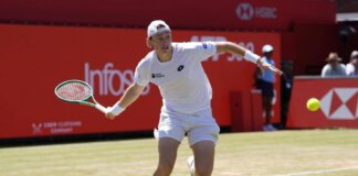 Buse contro il tennis femminile: “E’ uno sport diverso, anche il numero 200 batterebbe Rybakina”
