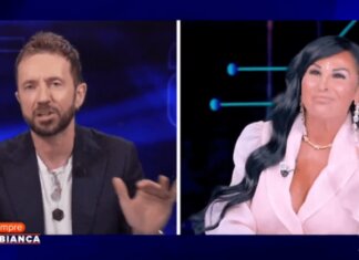 Caos a ‘È sempre Cartabianca’, botta e risposta tra Andrea Scanzi e Rita De Crescenzo – il video