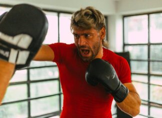 Clemente Russo torna sul ring a 44 anni: “Chi nasce campione, muore campione”