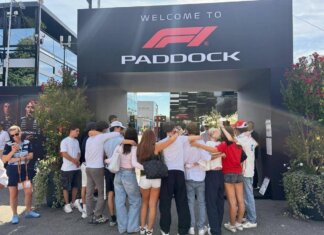 Crans Montana, i ragazzi sopravvissuti alla tragedia di Capodanno ospiti al Gp di Monza