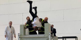 David Rossi, oggi la simulazione della defenestrazione: “Aggredito da almeno due persone”. Vinci: “Verso soluzione del caso”