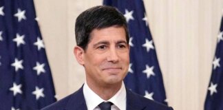 Fed rialza i tassi dello 0,25%. Warsh: “L’economia cresce ma l’inflazione è troppo alta”