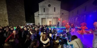 Chiusi, si chiude la 43ª Festa dell’Uva e del Vino: a San Silvestro e Sant’Angelo le sfide storiche Festa dell'Uva