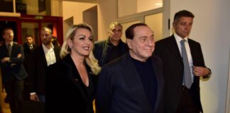 Francesca Pascale e i compleanni con Berlusconi: “La prima festa insieme per i 70. Manca il suo carisma, sarebbe bello Arcore luogo della memoria”