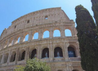 Giuli: “Domani riapre il Colosseo, coesi per sicurezza e giustizia”