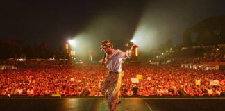 Jovanotti gladiatore col sorriso al Circo Massimo: “Il pessimismo è un lusso che non posso permettermi”