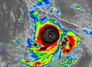 Messico, uragano Polo si rafforza: potrebbe diventare ‘catastrofico’