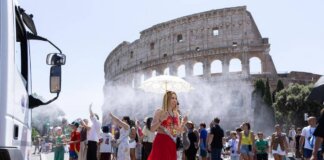 Meteo, addio afa con l’Anticiclone delle Azzorre: ma da martedì cambia tutto, piogge in arrivo