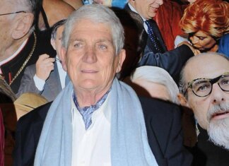 Morto il fotografo Umberto Pizzi: ha immortalato per decenni i vizi mondani della politica