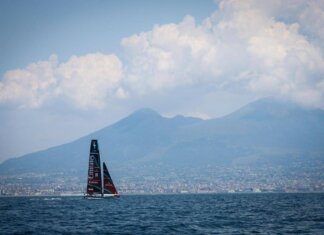 Napoli alza il sipario sull’America’s Cup, al via le Regate Preliminari nel Golfo