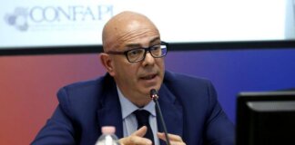 Ora solare, Napoli (Confapi): “Meglio ora legale permanente, benefici per pmi”