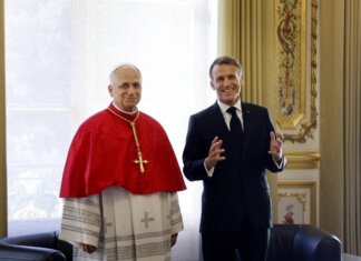 Papa: “Stop a corsa armamenti, possesso armi nucleari non è garanzia di sicurezza”. Macron: “La Francia è dalla parte della pace”