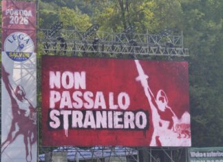 Pontida, Lega al ‘test’ del pratone. Salvini chiede unità: “Vinciamo se forti e liberi da Nord a Sud”