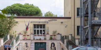 Prof accoltellata, indagini sul video dell’aggressione e su chi era in videochiamata