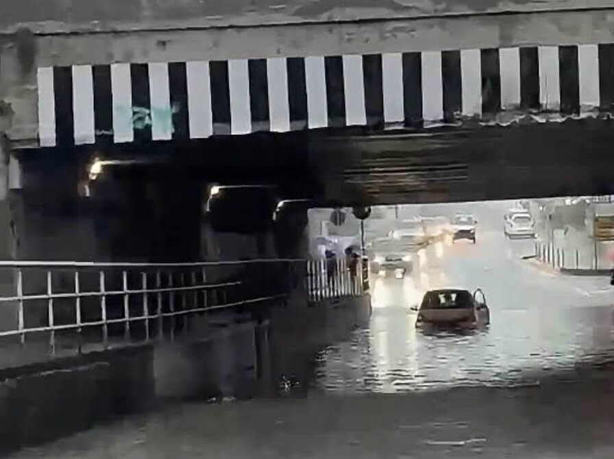 toscana sott8217acqua disagi e danni nel massese in versilia e a empoli da Corrieretoscano.it toscana sott8217acqua disagi e danni nel massese in versilia e a empoli