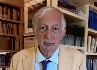 Il Gonfalone d’argento al professor Cosimo Ceccuti