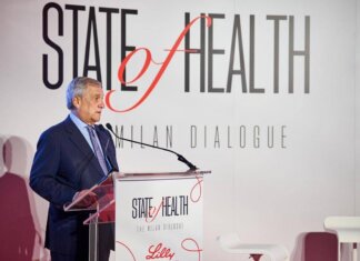 Tajani: “Governo stabile attrae investimenti”