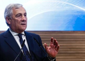 Tajani: “Magistrati siano più rigidi su arresti, colpirne uno per educarne cento”. Anm: “Parole contrarie a Stato di diritto”