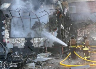 Ucraina sotto attacco, pioggia di droni e bombe russe: morti e decine di feriti