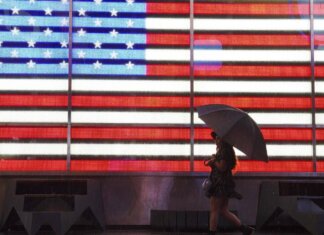 Usa, tempesta flagella nord-est Paese: voli cancellati, blackout e allerta inondazioni