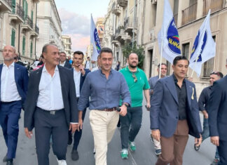Roberto Vannacci esulta dopo Reggio Calabria: “Se questo è un flop voglio ripeterlo alle politiche 2027” Roberto Vannacci esulta dopo Reggio Calabria: "Se questo è un flop voglio ripeterlo alle politiche 2027"