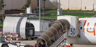 Volo Dubai-Tel Aviv, passeggeri in festa dopo attacco sventato
