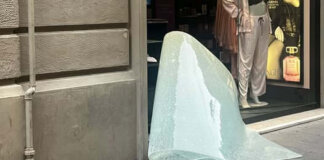 Pisa, vetrina sfondata in corso Italia: commercianti in allarme