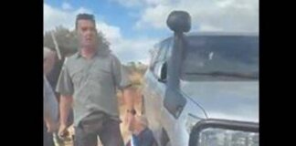 Cisgiordania, coloni israeliani attaccano convoglio di diplomatici europei