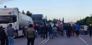 Ex Ilva, a Taranto prosegue mobilitazione operai in protesta: nuovi blocchi e disagi su statale 106