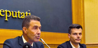 Nuova legge elettorale approvata, Ziello: “Futuro Nazionale costretto a votare contro. Pronti a dialogo per alleanza” Nuova legge elettorale approvata, Ziello: "Futuro Nazionale costretto a votare contro. Pronti a dialogo per alleanza"