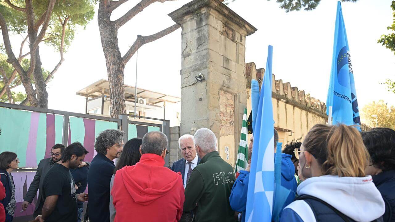 una ferita per tutta la comunit224 giani al fianco dei lavoratori in sciopero dopo la tragedia nel cantiere fiorentino da Corrieretoscano.it una ferita per tutta la comunit224 giani al fianco dei lavoratori in sciopero dopo la tragedia nel cantiere fiorentino