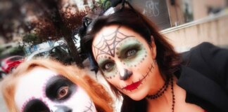 Halloween, trucchi e maschere possono danneggiare la pelle: ecco i rischi