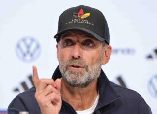 Klopp replica ad AfD: “Non commento certe assurdità”. Cos’è successo