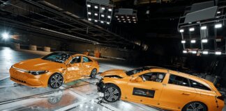Mercedes CLA: crash test estremo a 56 km/h