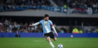 Messi, lacrime e gol nell’ultima partita con l’Argentina: “Non tornare più sarà grande dolore”