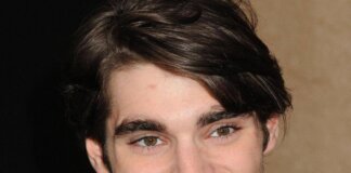 Morto a 34 anni RJ Mitte, addio al Walter White Jr. di ‘Breaking Bad’
