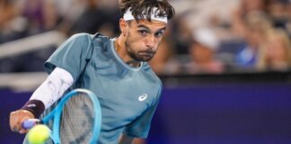 Musetti vince derby con Arnaldi e vola al secondo turno del torneo Atp di Lione