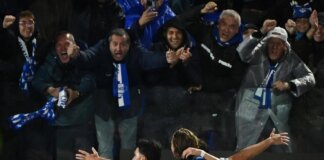 Nico Paz incanta, il Como vola: doppietta e assist, serata da fenomeno contro lo United in Champions