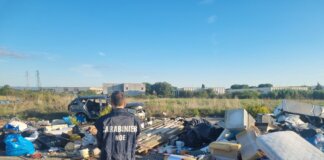 Discarica abusiva in via dello Zircone a Grosseto: sequestrata un’area piena di rifiuti pericolosi