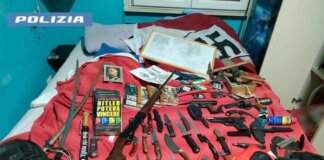 Pavia, armi e svastiche in casa: arrestato 19enne